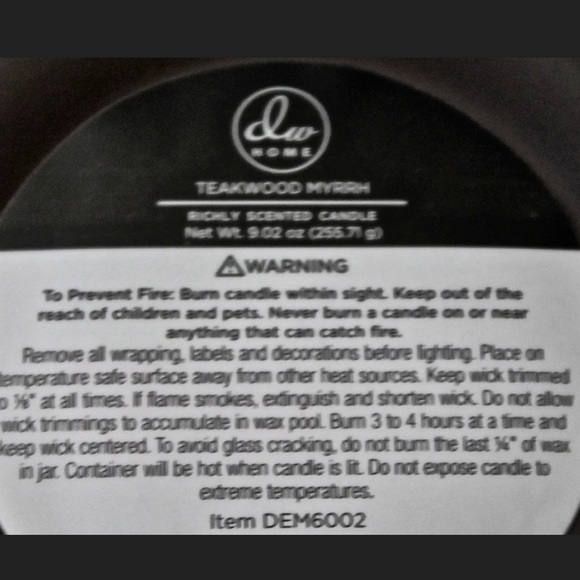 DW HOME CANDLE TEAKWOOD MYRRH RICHLY SCENTED NEW - Picture 3 of 3